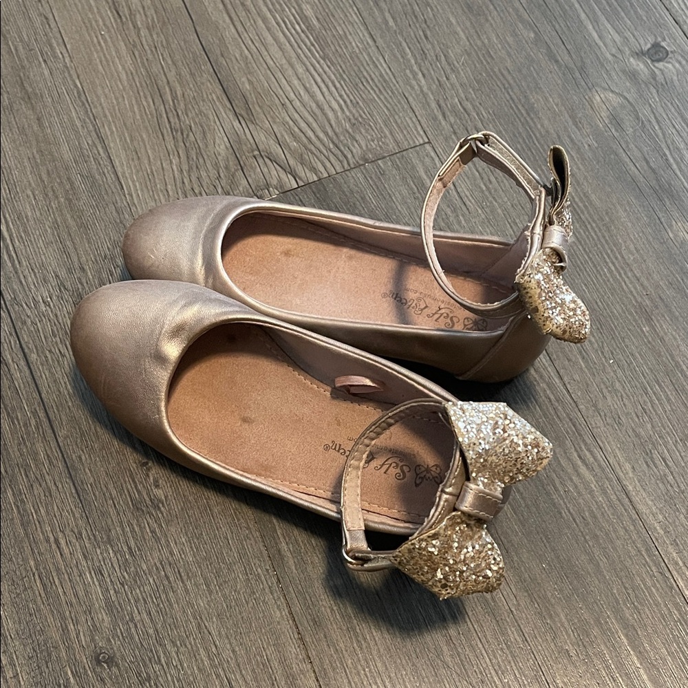 Girls' Gold Flats, Glitter Bow